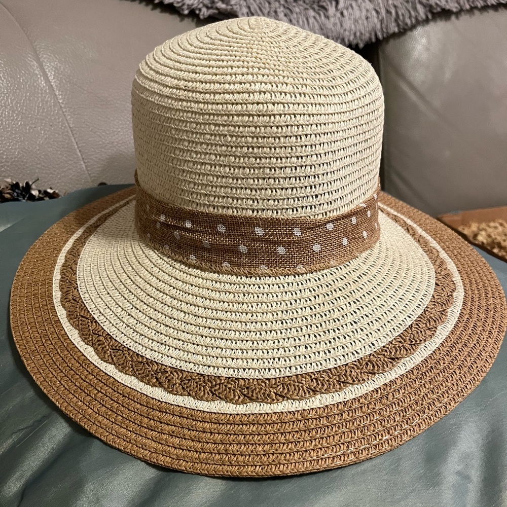 Sun hat - Picture 2 of 7